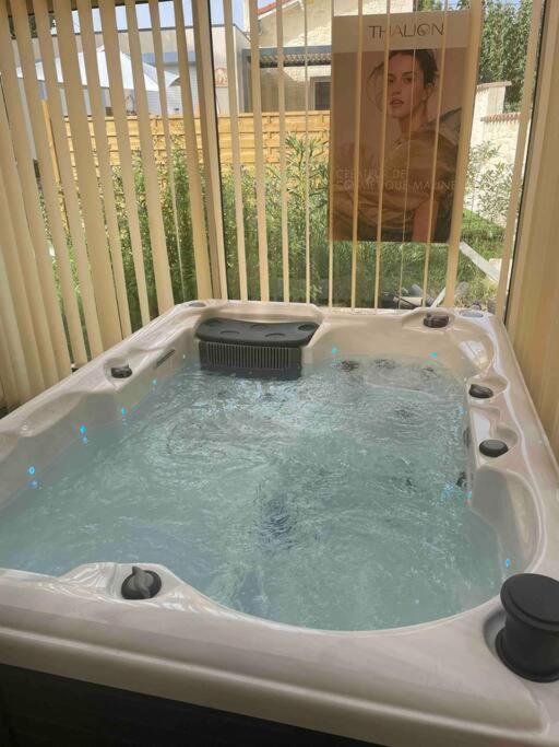 נים Houdarling Chalet Et Spa Hammam Jacuzzi Et Sauna מראה חיצוני תמונה