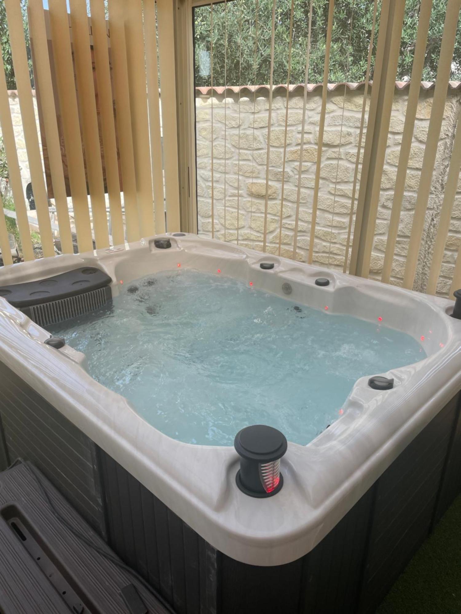 נים Houdarling Chalet Et Spa Hammam Jacuzzi Et Sauna מראה חיצוני תמונה